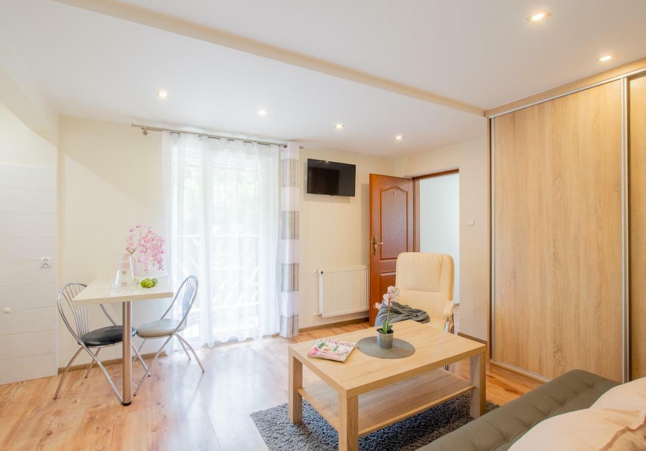 Apartament I Pokoje Goscinne U Lusi Wisła Esterno foto
